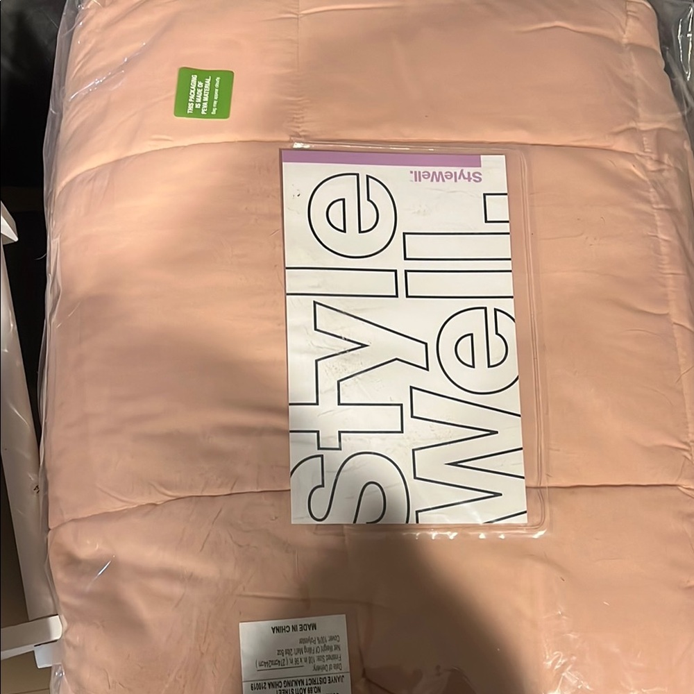 StyleWell Peach Comforter